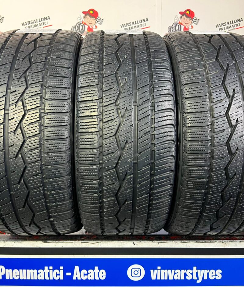 Treno 225/45R17 94W TOYO TYRES - Celsius - immagine 2